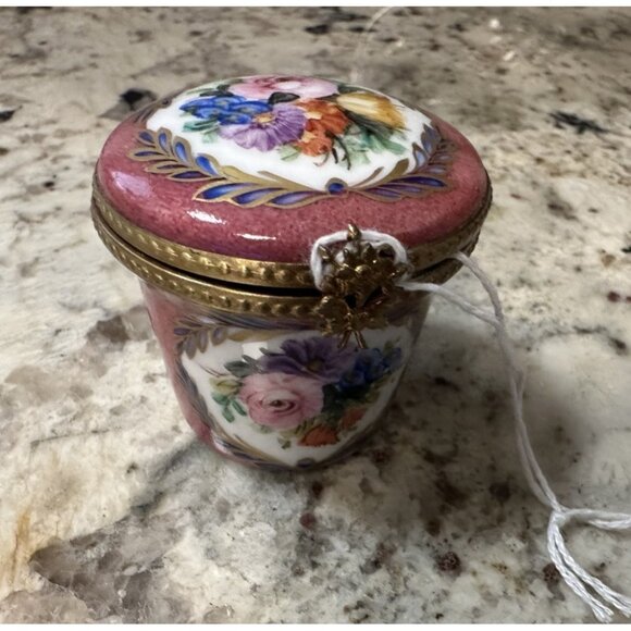 VTG Limoges Bein 1a La Mein Hand Painted Limited Edition Trinket Ring Pill Box - Picture 4 of 14